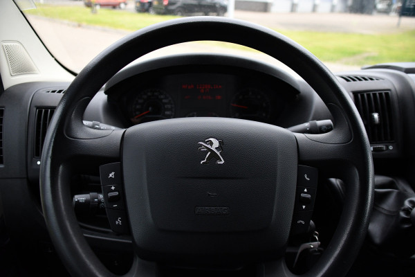 Peugeot Boxer 2.0 BlueHDI L1H1 Pro PB Edition Camera, Cruise, Multimedia, 130pk, Trekhaak, Airco, Radio, Uniek!