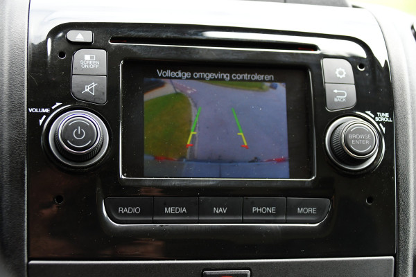 Peugeot Boxer 2.0 BlueHDI L1H1 Pro PB Edition Camera, Cruise, Multimedia, 130pk, Trekhaak, Airco, Radio, Uniek!