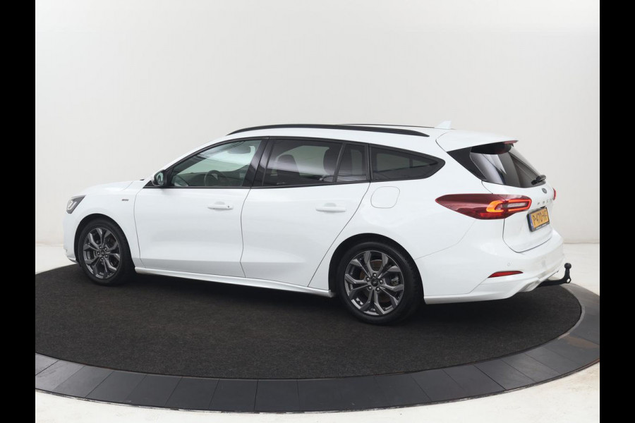 Ford Focus 1.0 EcoBoost Hybrid ST Line X | Stoelverwarming | Trekhaak | Adaptive cruise | Camera | Carplay | Navigatie | Side Assist | Stuurverwarming | Digital Cockpit | Full LED | Keyless