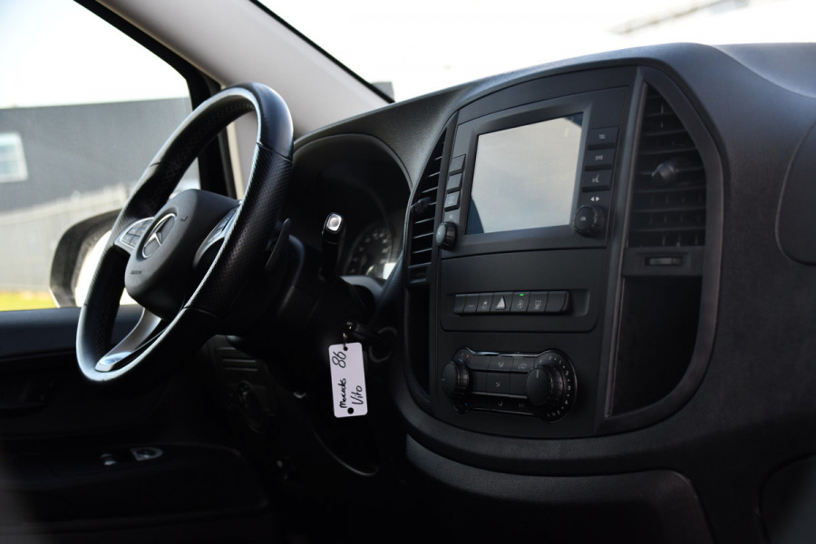 Mercedes-Benz Vito 116 CDI L2 Black Edition Camera, Cruise, Carplay, 164pk, LED, Stoelverwarming, Standkachel, Automaat, Uniek!