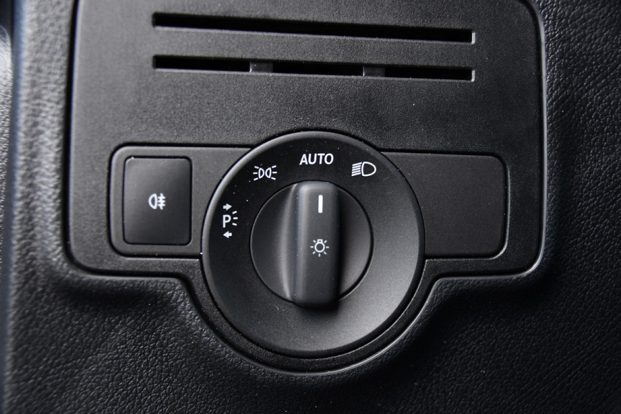 Mercedes-Benz Vito 116 CDI L2 Black Edition Camera, Cruise, Carplay, 164pk, LED, Stoelverwarming, Standkachel, Automaat, Uniek!