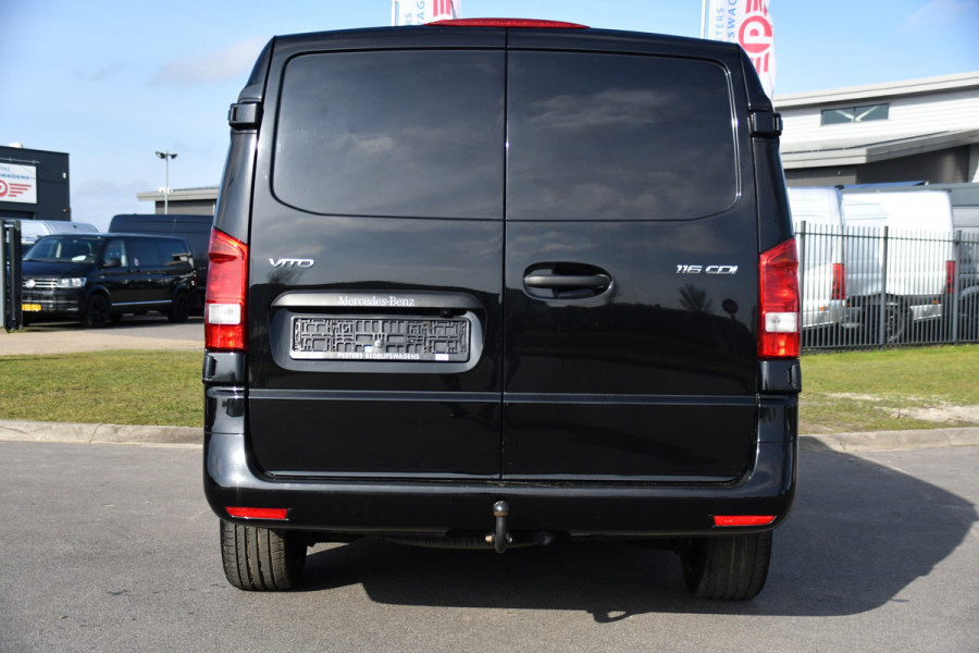 Mercedes-Benz Vito 116 CDI L2 Black Edition Camera, Cruise, Carplay, 164pk, LED, Stoelverwarming, Standkachel, Automaat, Uniek!