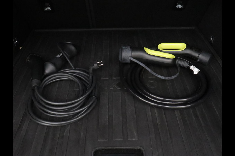 Lynk & Co 01 1.5 Plug In | SOH 92,6% | Panoramadak | Infinity by Harman | 360 Camera | Adaptive cruise | Stoelverwarming | Carplay | Memory | Full LED | PHEV