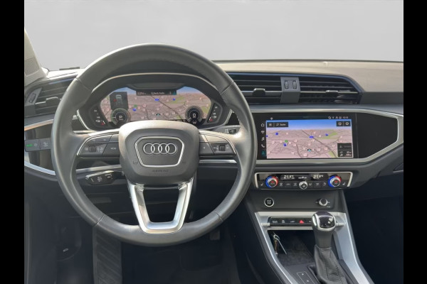 Audi Q3 45 Tfsi-e S-Tonic ** LED, LEDER, INDIVIDUAL KLEUR, ACC, KEYLESS, 17-inch LMV ** 1e EIG - UNFALLFREI ** ** INFORMEER OOK NAAR ONZE AANTREKKELIJKE FINANCIAL-LEASE TARIEVEN **
