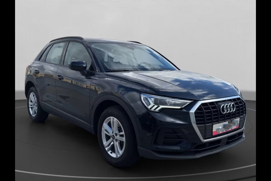 Audi Q3 45 Tfsi-e S-Tonic ** LED, LEDER, INDIVIDUAL KLEUR, ACC, KEYLESS, 17-inch LMV ** 1e EIG - UNFALLFREI ** ** INFORMEER OOK NAAR ONZE AANTREKKELIJKE FINANCIAL-LEASE TARIEVEN **