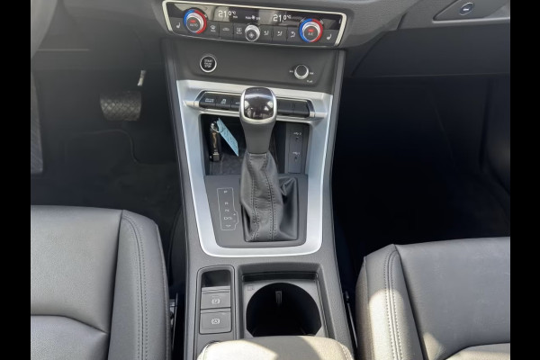 Audi Q3 45 Tfsi-e S-Tonic ** LED, LEDER, INDIVIDUAL KLEUR, ACC, KEYLESS, 17-inch LMV ** 1e EIG - UNFALLFREI ** ** INFORMEER OOK NAAR ONZE AANTREKKELIJKE FINANCIAL-LEASE TARIEVEN **