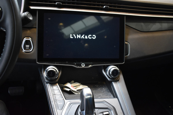 Lynk & Co 01 1.5 Plugin-Hybride nl auto Pano