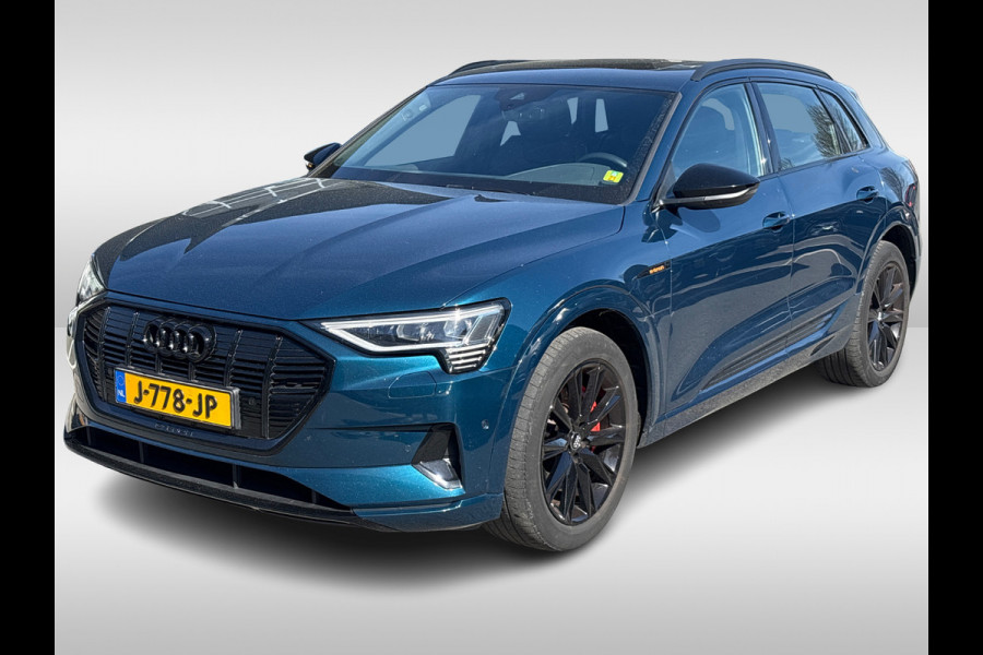 Audi e-tron e-tron 55 quattro advanced 95 kWh / Trekhaak / Panoramadak / Camera / Matrix LED / Keyless / B&O / 20'' / Nachtzicht / Leder / CarPlay / Stoelverwarming / DAB / ACC