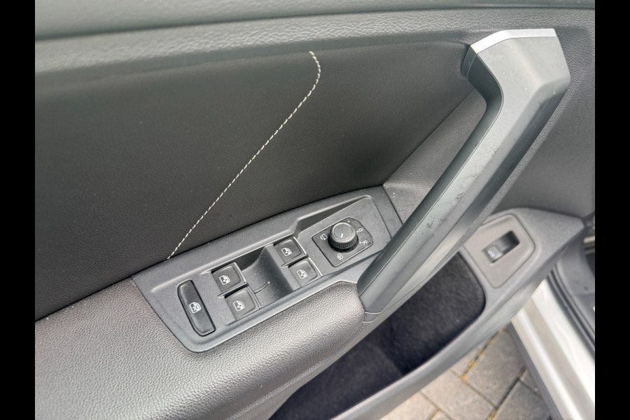 Volkswagen Tiguan 1.5 TSI R-Line Business+ Cruise NAP Pano