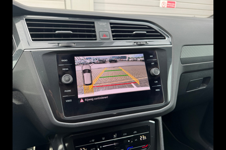 Volkswagen Tiguan 1.5 TSI R-Line Business+ Cruise NAP Pano