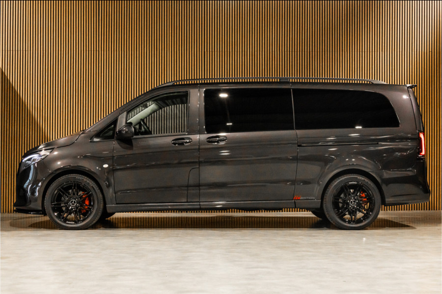 Mercedes-Benz Vito 119 CDI DC L3 XL | AMG | L+R Schuifdeur | Dubbel cabine | 5-Zitter | Navigatie | CarPlay | Camera | Lederen bekleding | Stoelver | 2500 kg trekgewicht | Trekhaak | Multibeam Led | PDC V+A