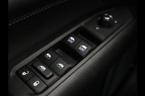 Jeep Compass 4xe 240 Plug-in Hybrid 80th Anniversary | SOH 80,5% | 360 Camera | Adaptive cruise | Full LED | Carplay | Keyless | Half leder | Navigatie | Park Assist | Climate control | PHEV