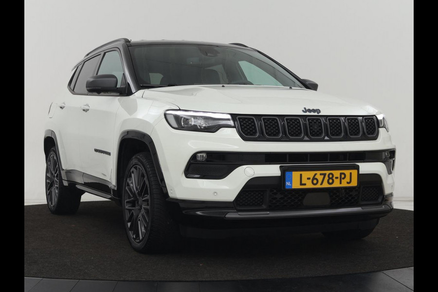 Jeep Compass 4xe 240 Plug-in Hybrid 80th Anniversary | SOH 80,5% | 360 Camera | Adaptive cruise | Full LED | Carplay | Keyless | Half leder | Navigatie | Park Assist | Climate control | PHEV