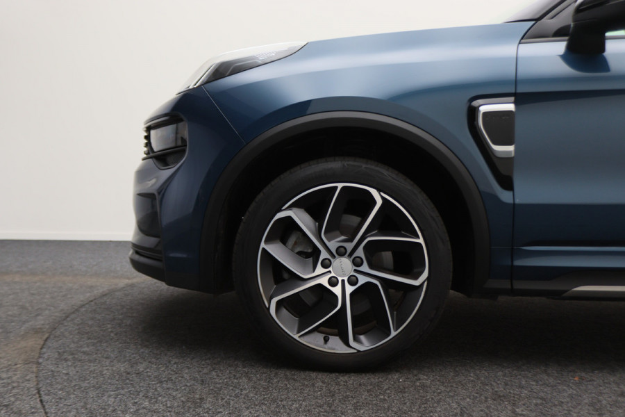 Lynk & Co 01 1.5 Plug-in Hybrid 360° Camera, Panoramadak, ACC, Keyless, Navigatie, PDC, LED, 20''
