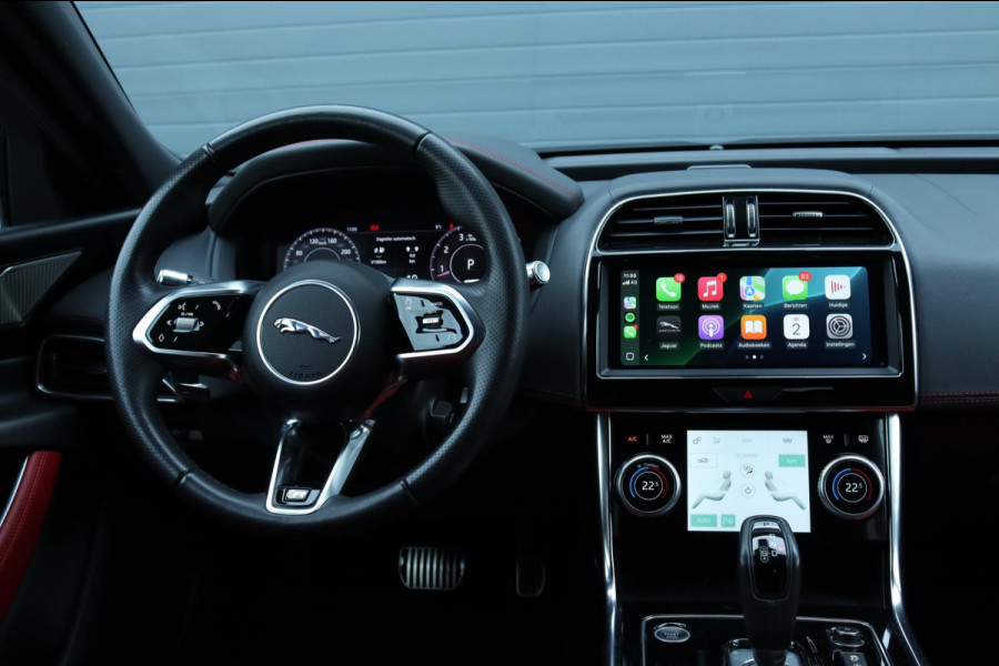 Jaguar XE 2.0 P250 HSE / Digitaal display / Carplay / Camera
