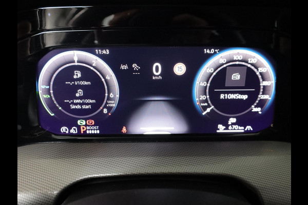 Volkswagen Golf 1.5 eHybrid Style Edition 204 pk Automaat (DSG) | Verlengde garantie | Navigatie | Parkeersensoren (Park assist) | Rondomzicht camera | Matrix LED koplampen |