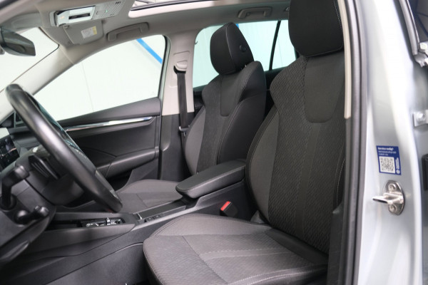 Škoda Octavia Combi 1.0 e-TSI Business Edition Plus - N.A.P. Panodak, Airco, Cruise, Navi, PDC, Trekhaak.