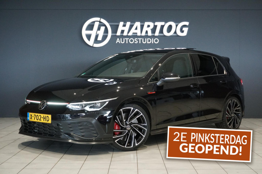 Volkswagen Golf 2.0 TSI GTI Clubsport 300PK + PANORAMADAK / STUURVERWARMING / 19"
