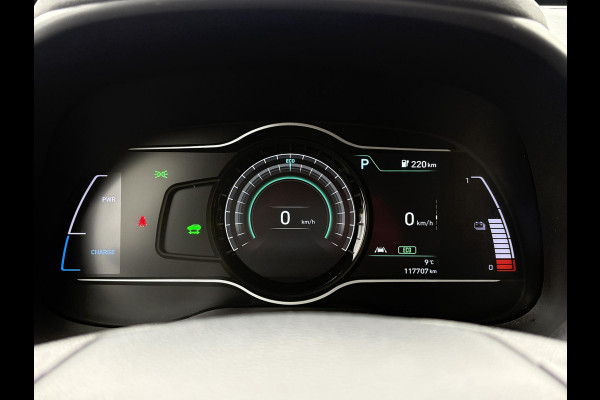Hyundai Kona EV Fashion 64 kWh | 94,7% SOH | Trekhaak | Warmtepomp | Head-Up | 3Fase | Krell | Dodehoeksensoren | Camera |