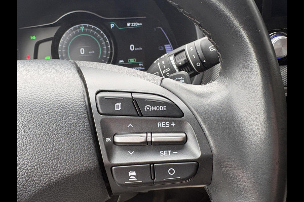 Hyundai Kona EV Fashion 64 kWh | 94,7% SOH | Trekhaak | Warmtepomp | Head-Up | 3Fase | Krell | Dodehoeksensoren | Camera |