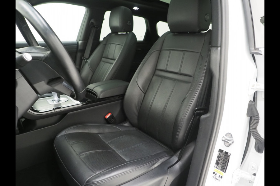 Land Rover Range Rover Evoque 1.5 P300e AWD SE | Panoramadak | Black Pack | Trekhaak | Meridian | Memory | Carplay