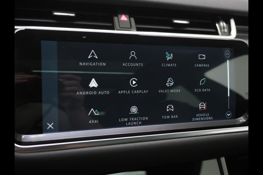 Land Rover Range Rover Evoque 1.5 P300e AWD SE | Panoramadak | Black Pack | Trekhaak | Meridian | Memory | Carplay