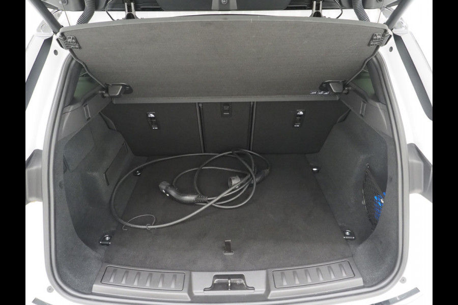 Land Rover Range Rover Evoque 1.5 P300e AWD SE | Panoramadak | Black Pack | Trekhaak | Meridian | Memory | Carplay