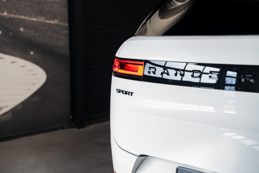 Land Rover Range Rover Sport 3.0 P550e Autobiography Edition PHEV *Panorama / Meridian Signature / Ventilatie- + Massage / HUD / Keyless / Soft-Close / Surround-view*