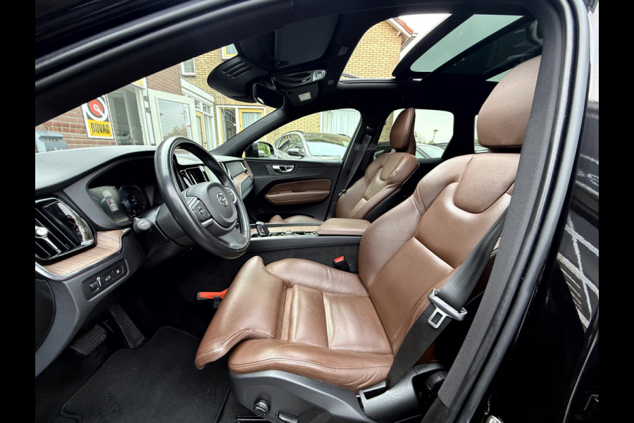 Volvo XC60 2.0 T6 AWD Business Pro Panoramadak, Trekhaaak, NL. Auto