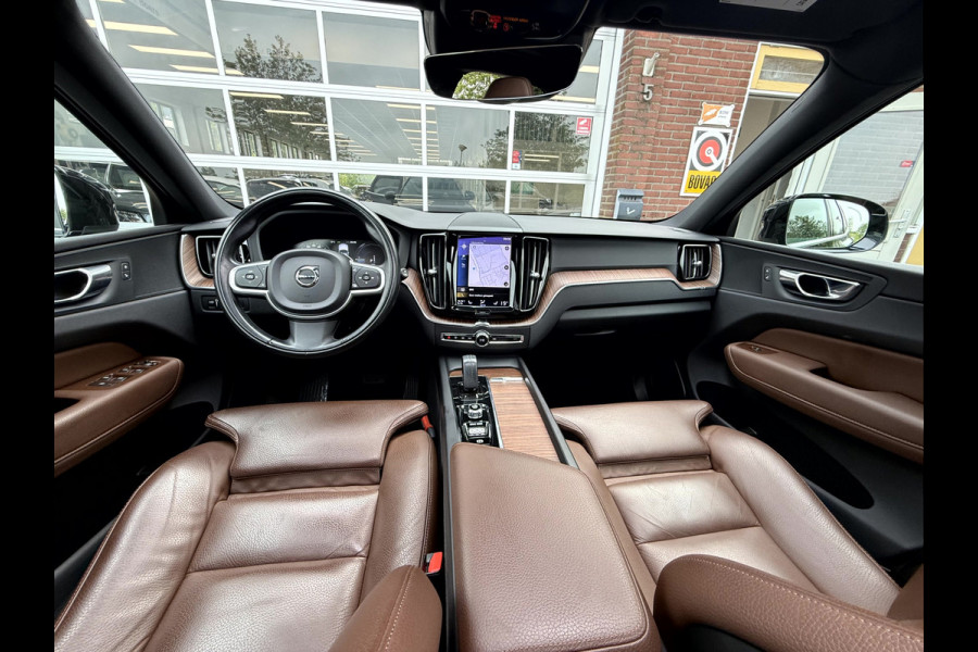 Volvo XC60 2.0 T6 AWD Business Pro Panoramadak, Trekhaaak, NL. Auto