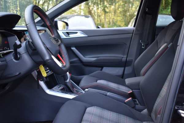 Volkswagen Polo GTI 2.0 TSI 210PK DSG GTI-SPORT IQ-LIGHT/PDC/CARPLAY