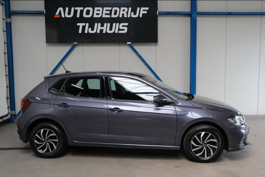 Volkswagen Polo 1.0 TSI Life NIEUW MODEL - N.A.P. Airco, Cruise, PDC, Carplay, Virtual Display.
