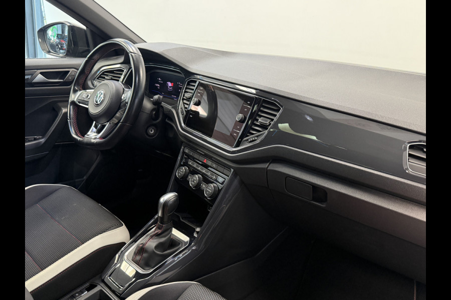 Volkswagen T-Roc 1.5 TSI Sport Business R Panoramadak Full-led VCP 19'lmv