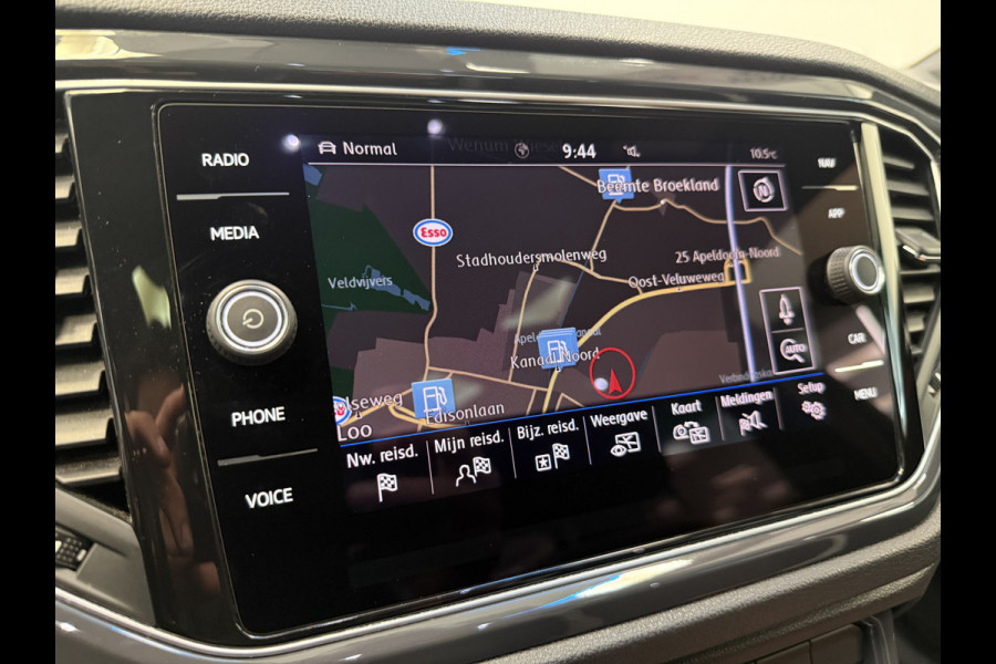 Volkswagen T-Roc 1.5 TSI Sport Business R Panoramadak Full-led VCP 19'lmv
