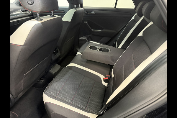 Volkswagen T-Roc 1.5 TSI Sport Business R Panoramadak Full-led VCP 19'lmv