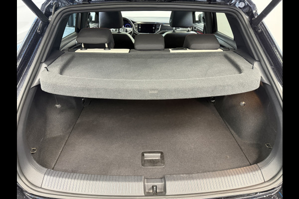 Volkswagen T-Roc 1.5 TSI Sport Business R Panoramadak Full-led VCP 19'lmv