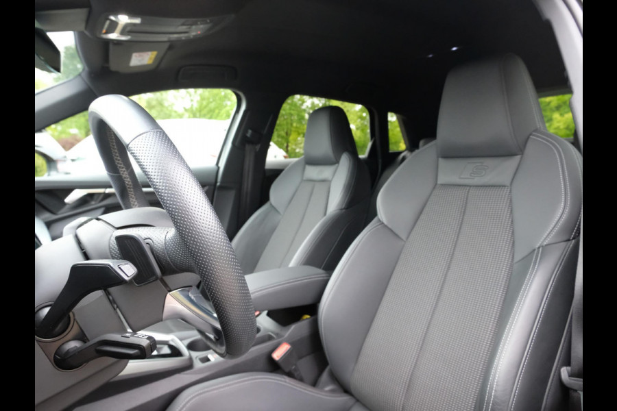 Audi A3 Sportback 45 TFSI e S edition 245 PK | S line | All-Season | Elektrische klep | Sportstoelen | Dodehoeksensoren | 18 inch | Stoelverwarming | Keyless | Dealer Onderhouden | Draadloos Laden