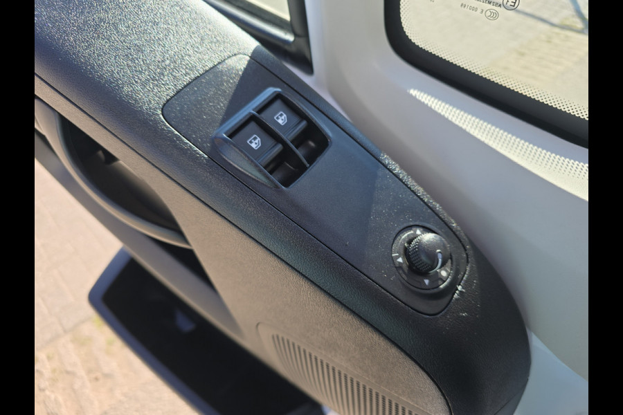 Fiat Ducato 35H 2.3 MultiJet L4 Bakwagen + Klep - 140 Pk - Euro 6 - Airco - Cruise Control
