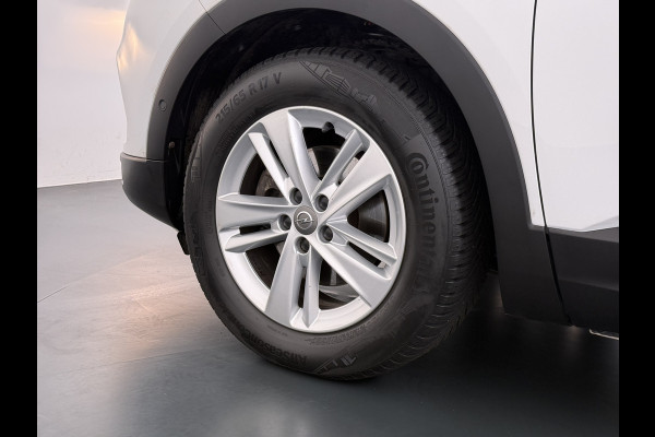 Opel Grandland X T 131PK Automaat Trekhaak Navi Camera Ecc Apple Carplay Android Auto Pdc Business Executive Elek.Achterklep Bi-Coulour AGR-Comfort Stoel Lane Assist Isofix Lmv Zwart Dak Keyless Origineel Nederlandse Auto