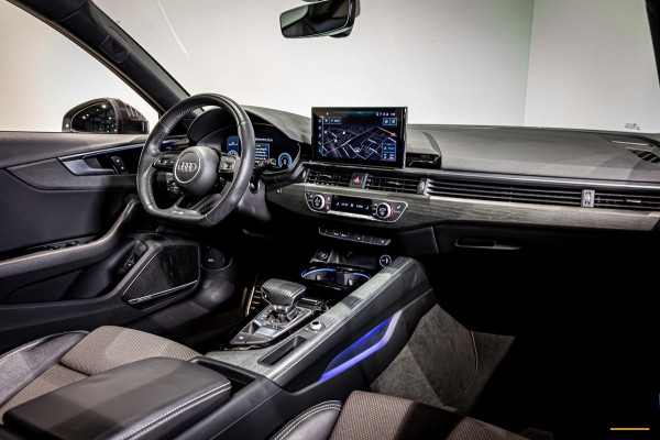 Audi A4 Avant 35 TFSI Launch edition Sport|Pano|B&O|3 S-Line