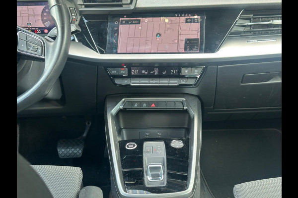 Audi A3 Limousine 30 TFSI Business edition