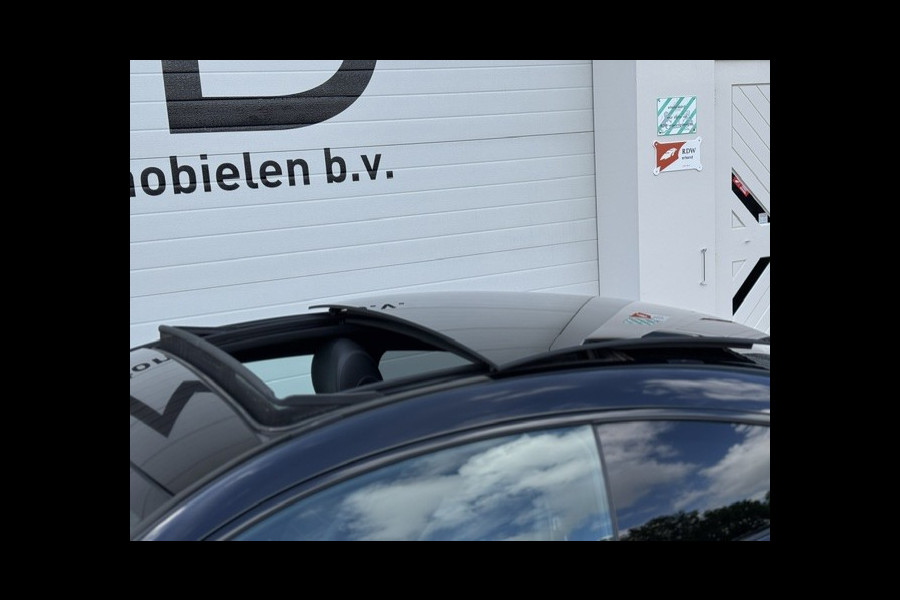 Mercedes-Benz C-Klasse Coupé 180 Advantage Pack AMG-Panorama