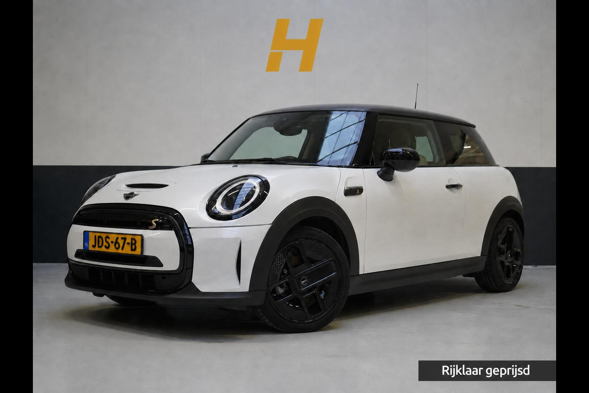 MINI Electric Classic 33 kWh | SoH 100% | Zwart optiek | Navigatie | Stoelverwarming | Privacy Glass