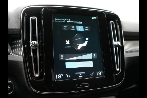 Volvo XC40 T5 Recharge R-Design PHEV 262pk Dealer O.H. | Trekhaak Af Fabriek | Camera | Alcantara Sportstoelen & Stuur Verwarmd | Keyless | Blis | Apple Carplay | Navigatie | DAB | Cruise Control | 19"L.M | Plug In Hybrid |