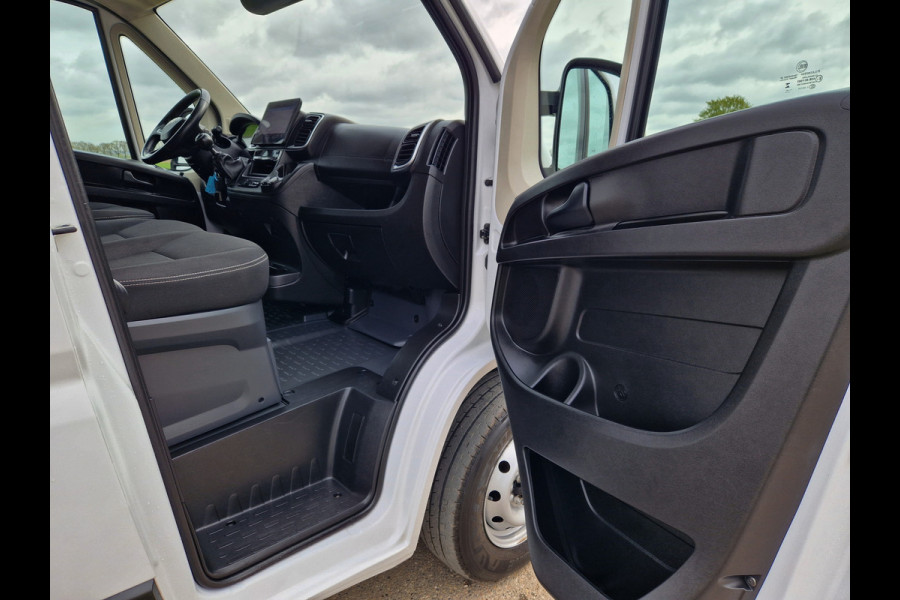Fiat Ducato 2.2 MultiJet 140 S&S L2H2 3.5t - 140 Pk - Euro 6 - Groot Scherm - Navi - ParkeerCamera - Airco - Cruise Control