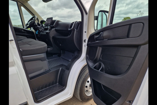 Fiat Ducato 2.2 MultiJet 140 S&S L2H2 3.5t - 140 Pk - Euro 6 - Groot Scherm - Navi - ParkeerCamera - Airco - Cruise Control