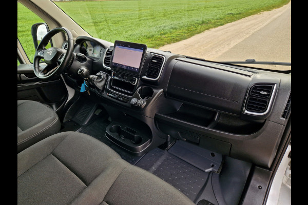 Fiat Ducato 2.2 MultiJet 140 S&S L2H2 3.5t - 140 Pk - Euro 6 - Groot Scherm - Navi - ParkeerCamera - Airco - Cruise Control