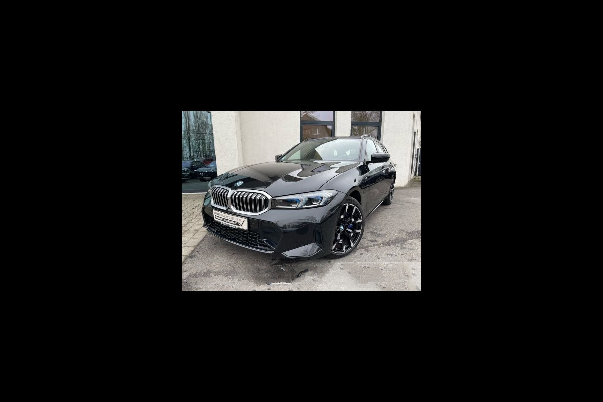 BMW 3 Serie Touring 330e xDrive M-SPORT ** AD. LED, LEDER, PANORAMA, TREKH, MEM, H&K, 19-inch LMV ** Ex BMW-AG ** ** INFORMEER OOK NAAR ONZE AANTREKKELIJKE FINANCIAL-LEASE TARIEVEN **