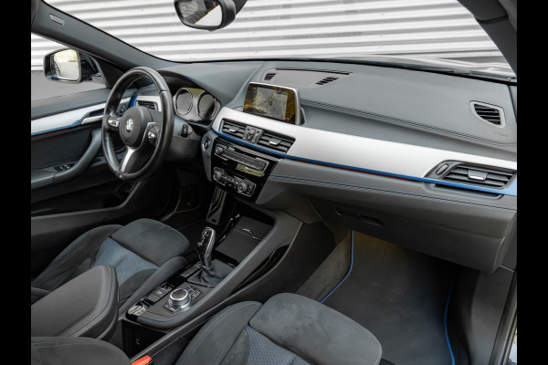 BMW X2 sDrive18i M-Sport - Stoelverwarming - LED - 19 inch