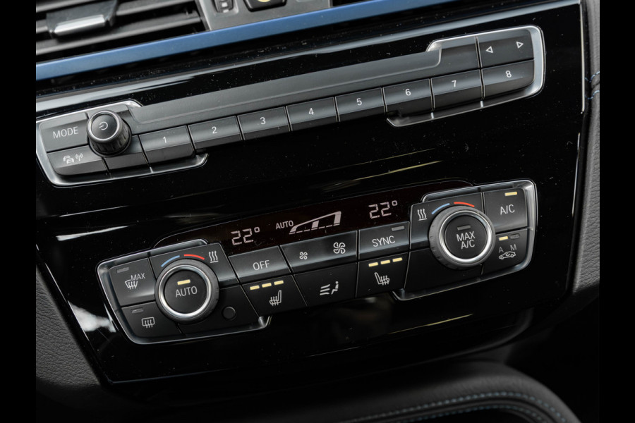 BMW X2 sDrive18i M-Sport - Stoelverwarming - LED - 19 inch
